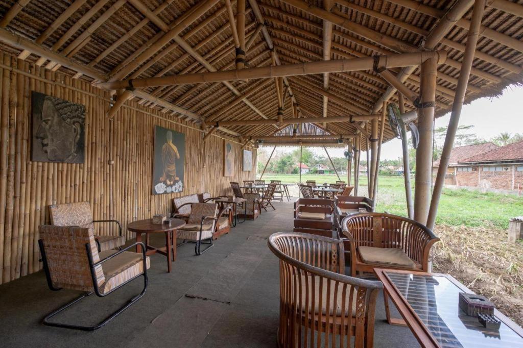 Oyo 2380 Alea Guesthouse Muntilan المظهر الخارجي الصورة