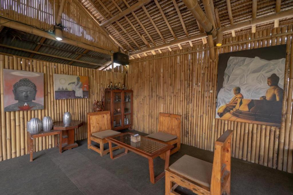 Oyo 2380 Alea Guesthouse Muntilan المظهر الخارجي الصورة